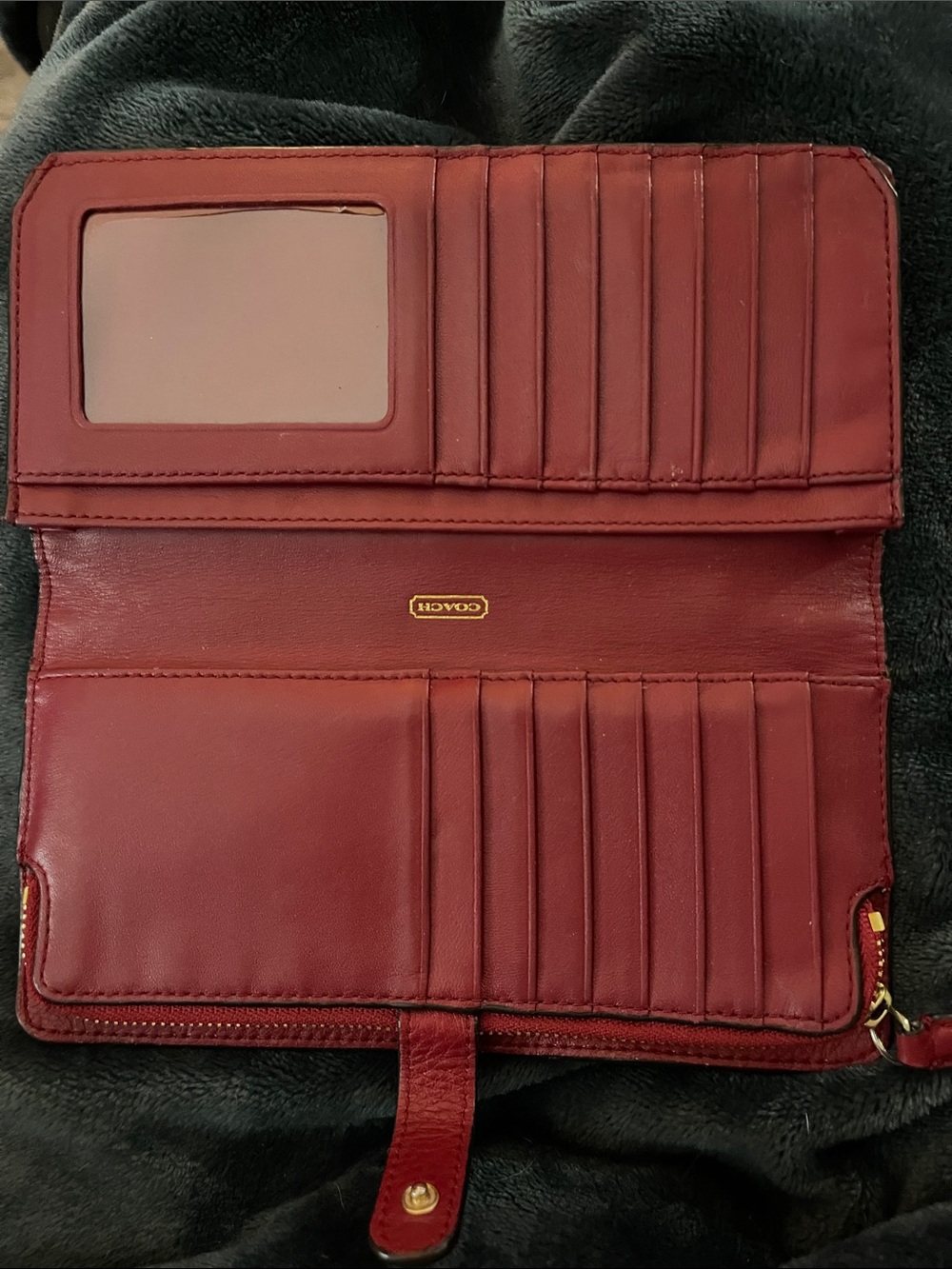 COACH Red Pebbled Leather Zip-Around Wallet with Gold Logo - Picture 2 of 3